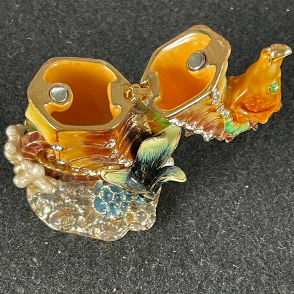 Rare! Nobility Bejeweled Seahorse Trinket Box. Gorgeous Enamel Colors and Stones - Picture 7 of 8